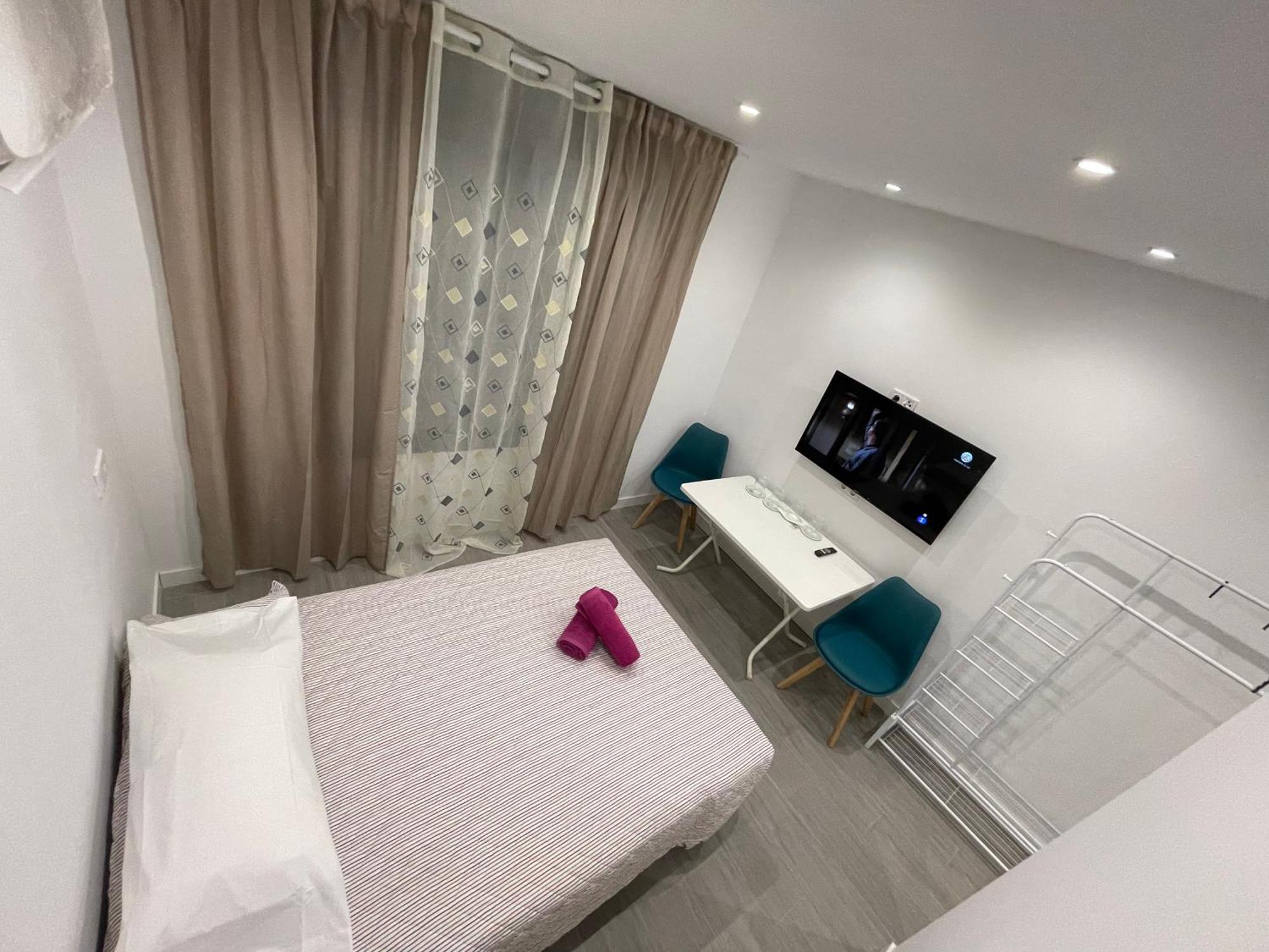Estudios Nuevos Madrid Centro Zewnętrze zdjęcie